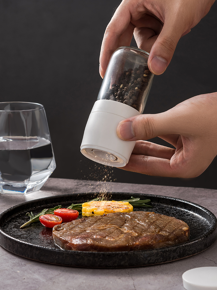 Manual Pepper Grinder, Sesame  - Kitchen Gadgets In Japan 评论和价格